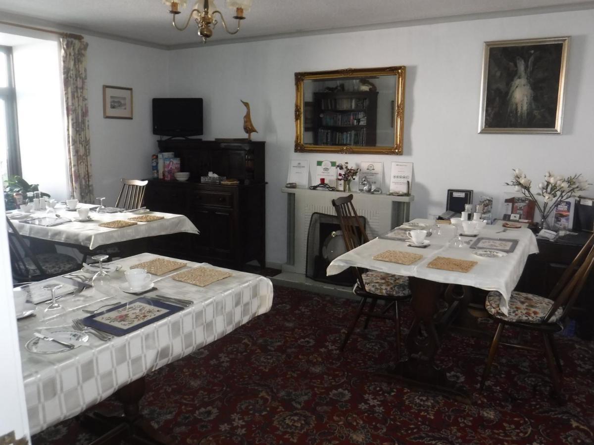 Morawel Bed and Breakfast Fishguard Eksteriør billede